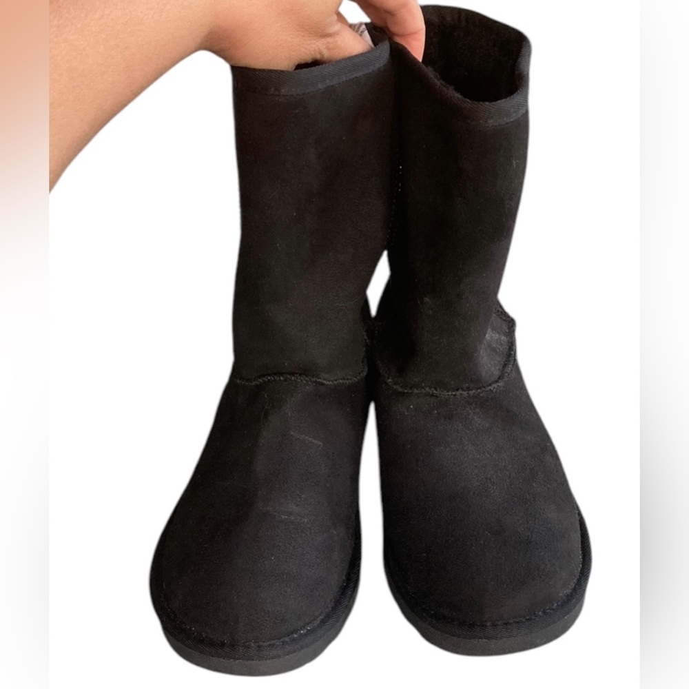 NEW Arizona Jean Co. Fur Lined Winter Boots - Size 9